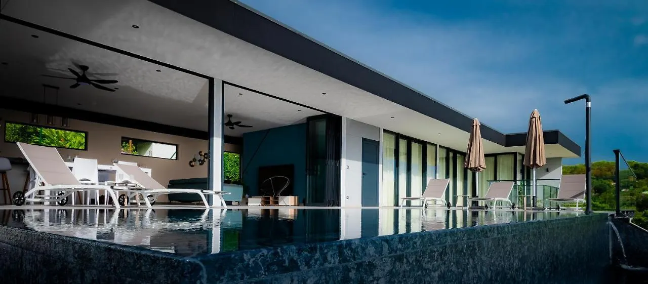 Villa Lembah Giri Villas 5***** Bouillante Guadeloupe